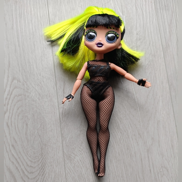 LOL Surprise OMG Remix Rock Bhad Gurl Doll - 2019 MGA - Picture 4 of 6